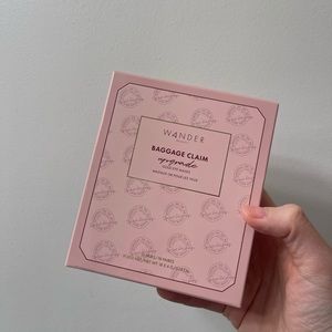 Wander beauty baggage claim gold eye mask 18 pc